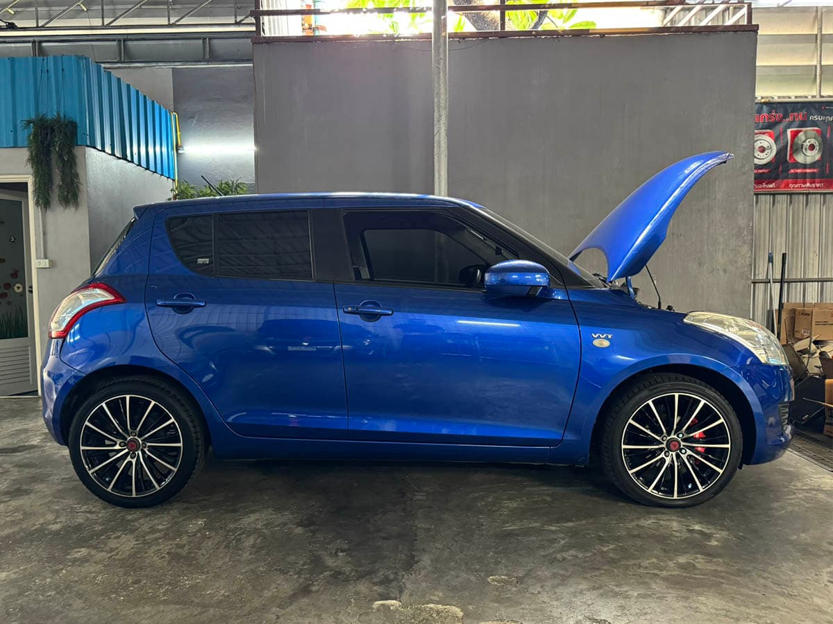 Suzuki Swift 2013 น้ำเงิน เจ้าของขายเอง กรุงเทพฯ